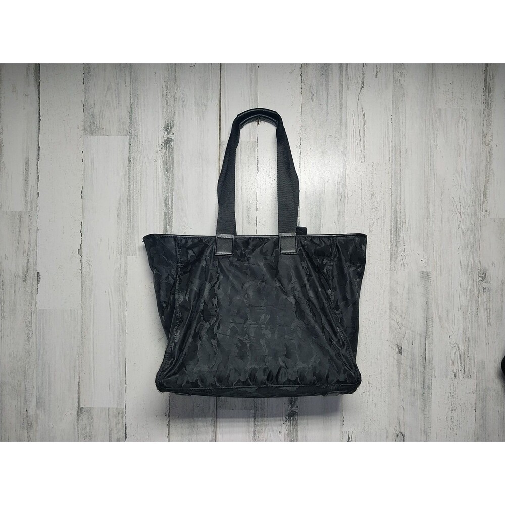 Zyia Active Everyday Tote Black Camo
